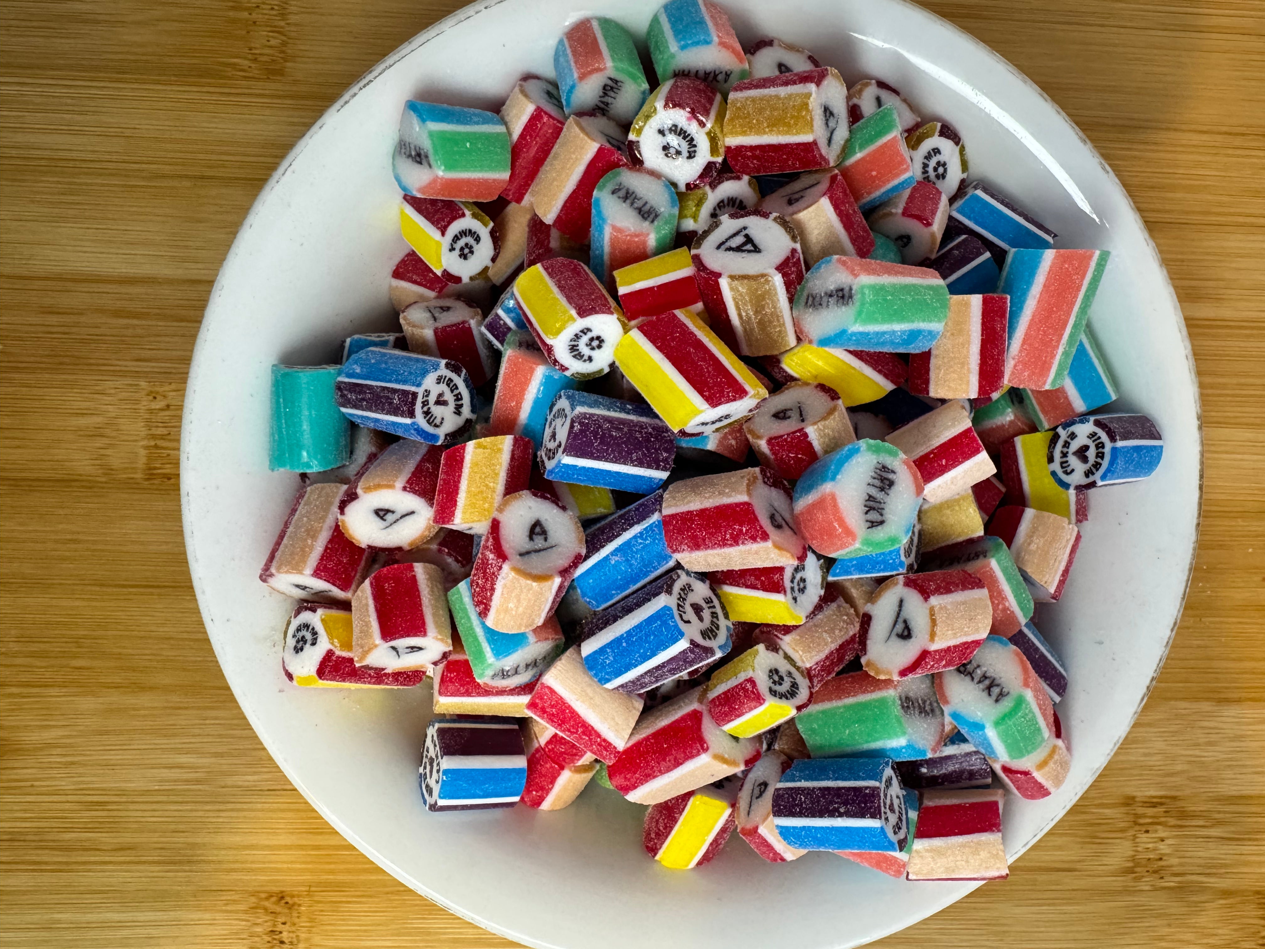 Lucky Dip Extra Luxe Candy – Mystery Mix, Major Bargain