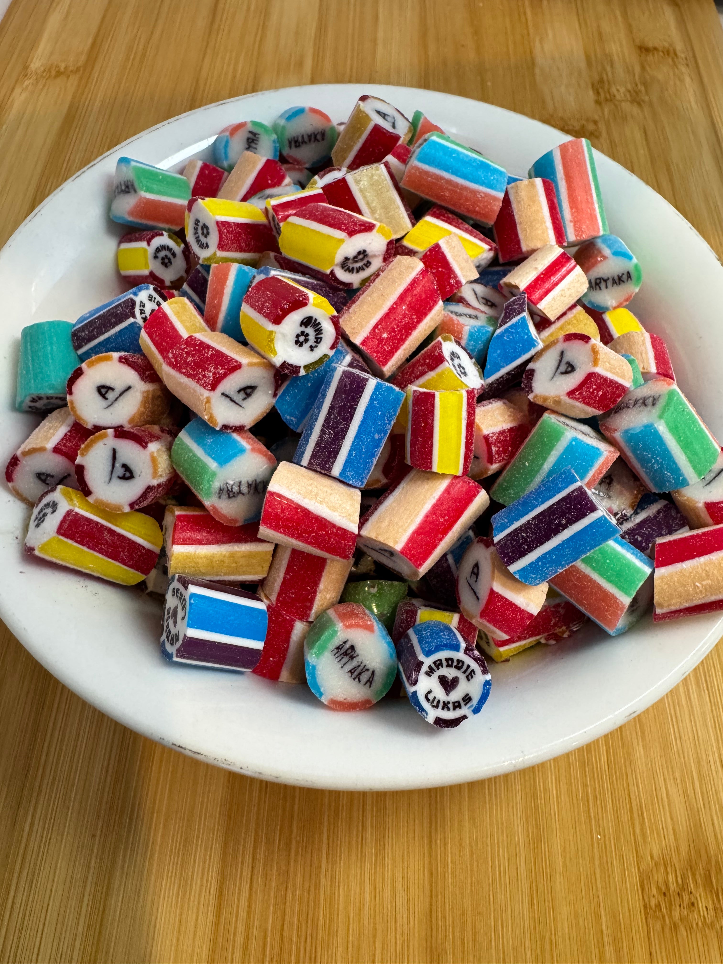 Lucky Dip Extra Luxe Candy – Mystery Mix, Major Bargain